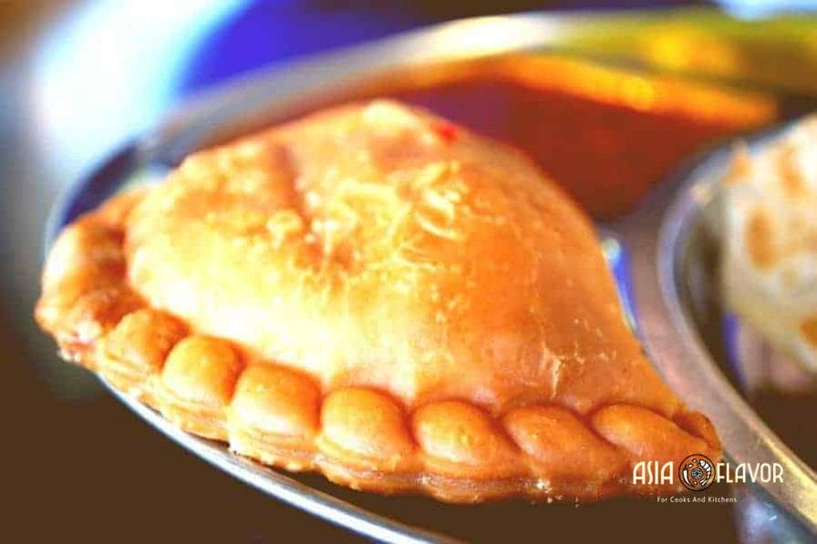 Karipap chicken