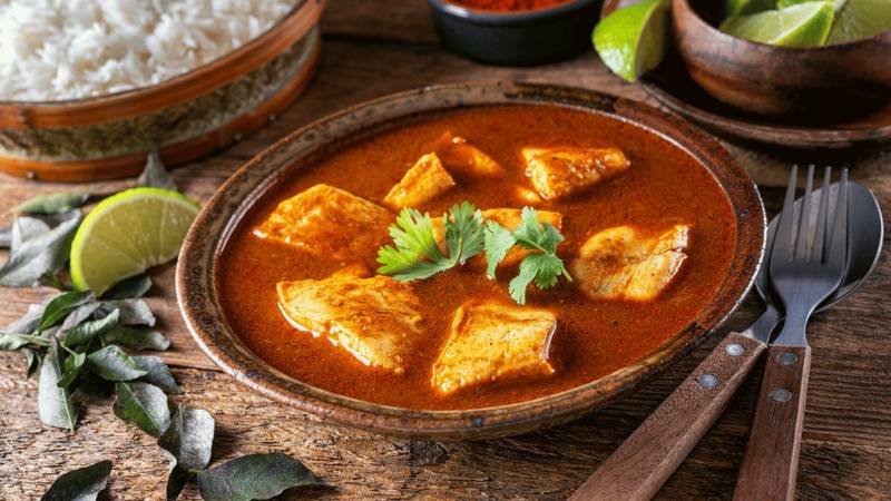 chettinad meen kuzhambu – one of the best fish curry recipes