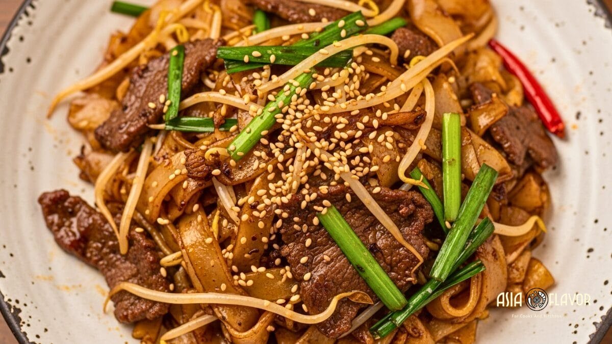 sichuan beef chow fun noodles